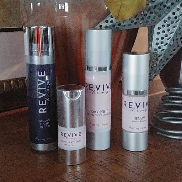 Revive Hemp facial bundle